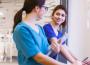 Étudiants en soins infirmiers : la voie de l’apprentissage devrait bientôt être accessible dès la première année