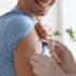 Vaccin anti-grippal : priorité aux personnes à risque et aux soignants