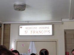Des membres du personnel de l'Hôtel Dieu ont empêché le déménagement du service de médecine interne de l'Hôtel Dieu à Paris - DR