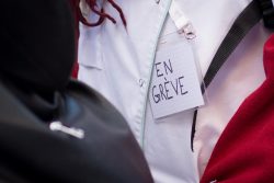 Mobilisation du 15 octobre : dans la rue, des soignants à bout de forces