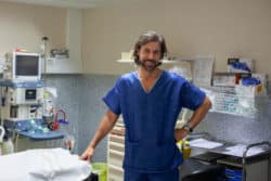 Le Professeur Renato Fanchin, gynécologue obstétricien, qui pratique à la clinique de la Muette