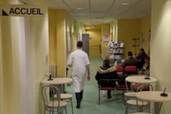 la salle d'attente du cabinet médical de la SNCF. Avec près de 4000 agents travaillant sur la région Bretagne la salle d'attente du cabinet médical de la SNCF. Avec près de 4000 agents travaillant sur la région Bretagne