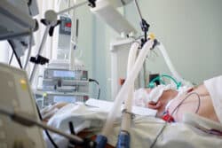 Covid-19 : plus de 3000 infirmiers de réanimation en plus seraient nécessaires pour faire face à une deuxième vague