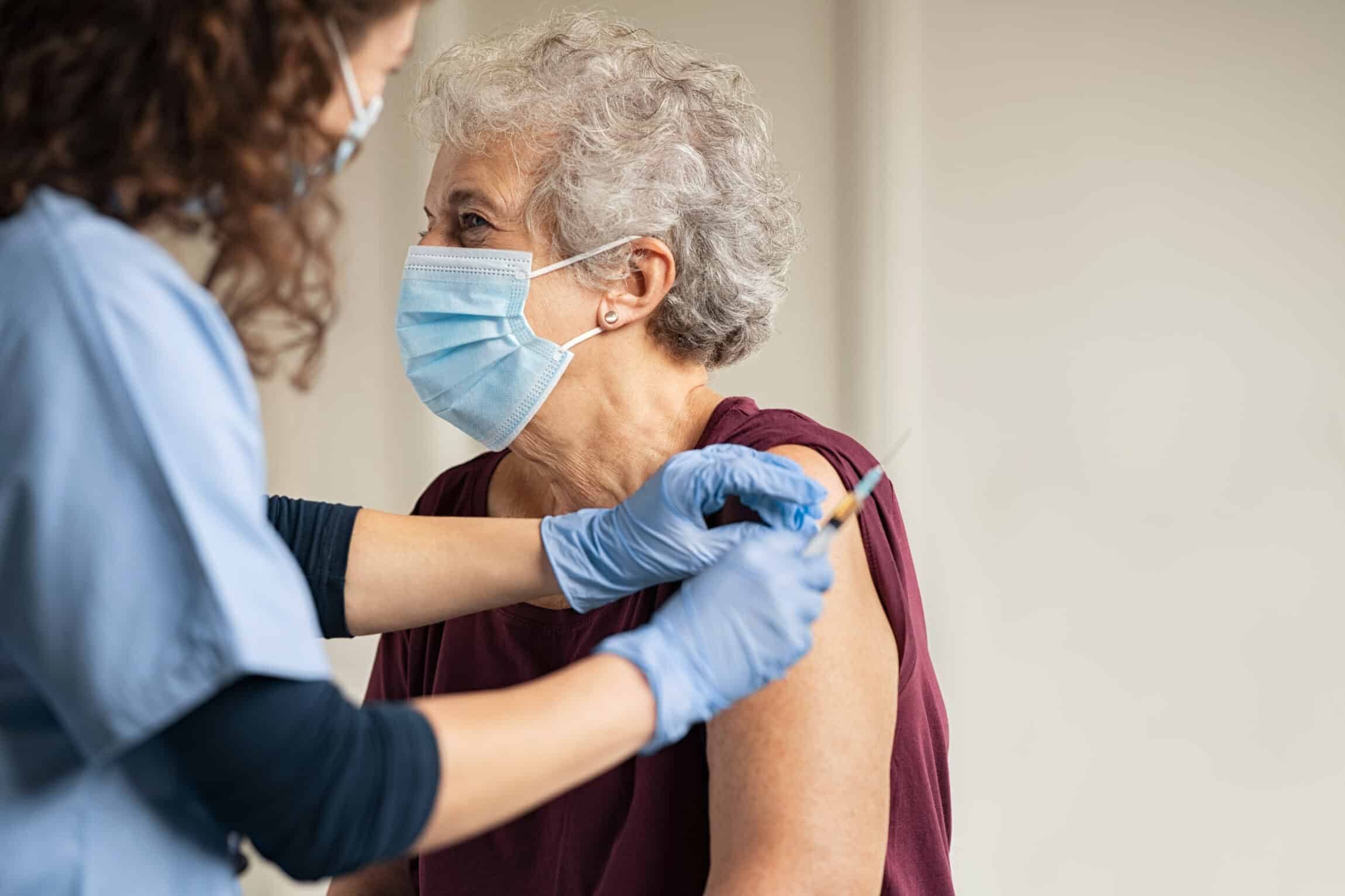 Je Ne Bande Plus Depuis Le Vaccin Vaccination anti-Covid par les infirmiers : "Nous ne pouvons plus nous