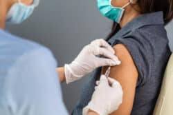 Covid-19 : L'académie de médecine favorable à une obligation vaccinale