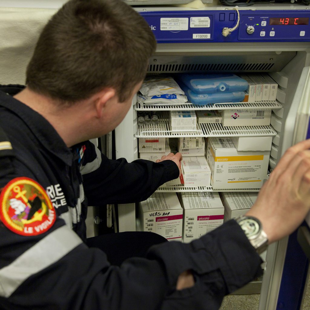 En poste dans un sous-marin : rencontre avec les infirmiers sous-mariniers du Vigilant