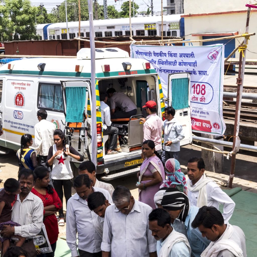 A bord du Lifeline Express