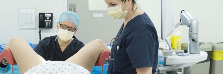 Au Québec, Louise, infirmière en fertilité