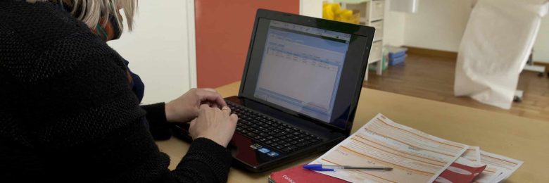Installation en libéral : quelles aides financières pour les infirmières ?