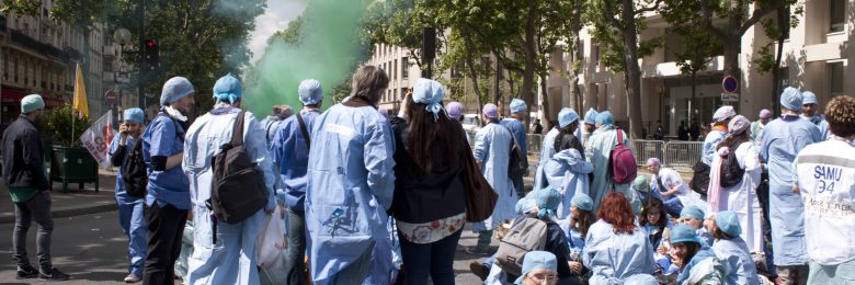 Les infirmiers anesthésistes dans la rue pour plus de reconnaissance