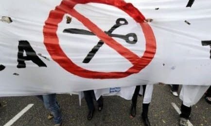 “Marée Blanche” de médecins et d’infirmières à Madrid