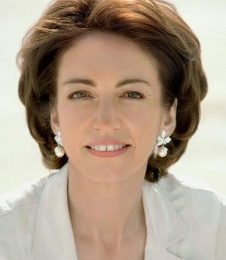 Le passage (trop) éclair de Marisol Touraine au salon infirmier Le passage (trop) éclair de Marisol Touraine au salon infirmier