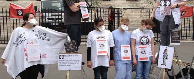 Les « Ni Bonnes » pendues pour la cause