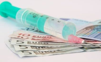 Trois infirmières poursuivies pour escroqueries et abus de biens sociaux