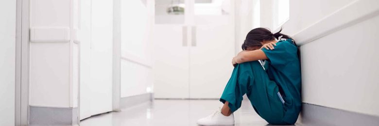 Covid-19 : un “traumatisme de masse” chez les infirmiers, selon le Conseil international des infirmières