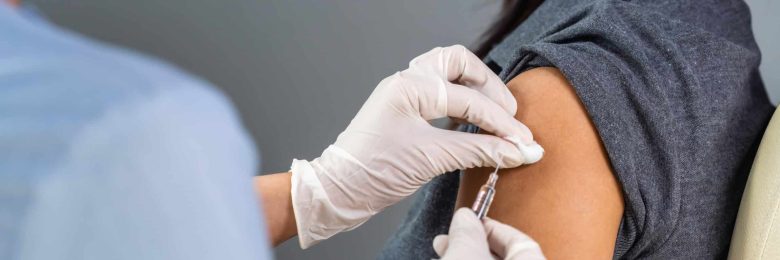 Covid : vers une obligation vaccinale pour les soignants des Ehpad ?