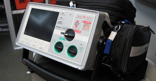 Secours : Un patient retrouvé en arrêt cardio-respiratoire…ainsi que son ambulancier
