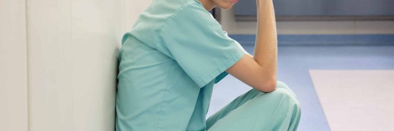 Des propositions pour prévenir le burn-out des soignants