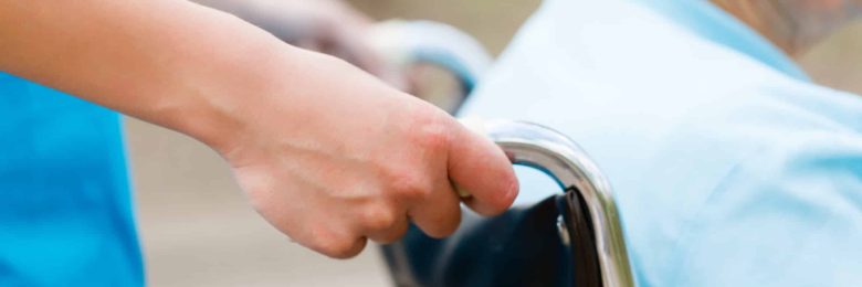 Ehpad : un nouveau protocole de retour progressif “à la vie normale” sera applicable à partir de demain