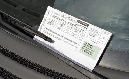 Infirmière libérale : les professionnels de santé libéraux pourront se stationner gratuitement à Paris