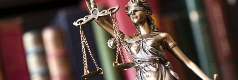 Plainte des soignants contre la gestion du covid : « La justice permettra d’obtenir une vérité politique »