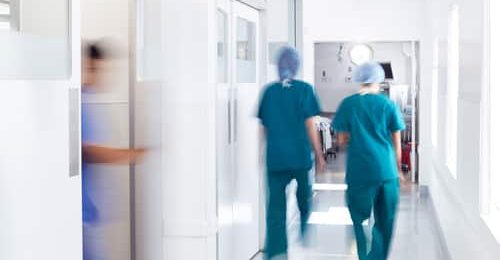 Le collectif Inter-hôpitaux demande le recrutement de 100 000 infirmiers dans les années à venir