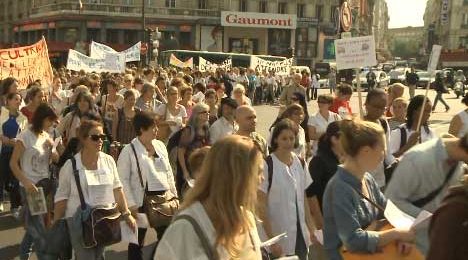 Les infirmières puéricultrices font monter la pression