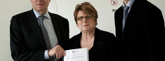 Rapport Hénart : de nouveaux métiers paramédicaux à Bac +5