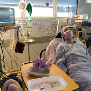 patients en salle de réveil post interventionnelle