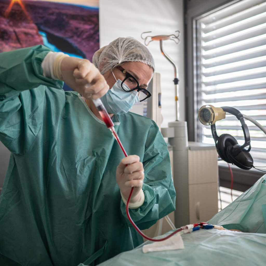 À Lyon, dans un service « lourd » d’hémodialyse