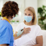 Oncologie : une consultation infirmière s’expérimente à domicile