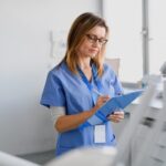 Projet d’arrêté sur les actes et les soins : vers nouvelle structuration du rôle propre et du rôle prescrit de l’infirmier