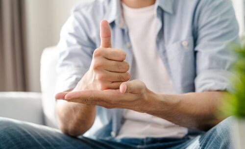 Unité Psy’surdité : rendre la santé mentale accessible aux personnes sourdes et malentendantes Unité Psy’surdité : rendre la santé mentale accessible aux personnes sourdes et malentendantes